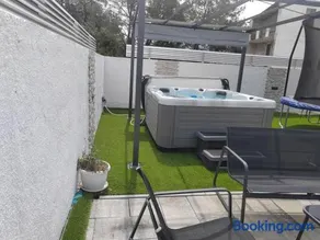 ANAI Serenity apartment , private heated pool and Hot Tub - Image 4