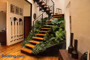 Chimenea, alberca climatizada y jacuzzi con vista al lago - Image 5