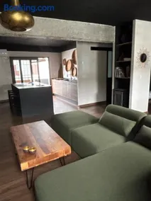 La Black Casa - Image 1