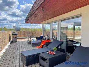 Lux Penthouse & SPA - Image 5