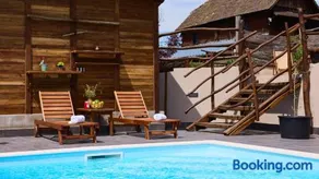 Holiday Home Blackrock Siscia by Villas Guide - Image 1