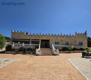 Castillo Valmoral - Image 1