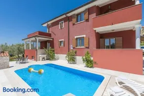 Apartment Iris - Image 1