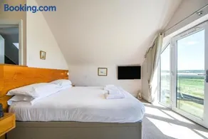 Inviting 2 bed Holiday Home Located in Whitstable - Image 3