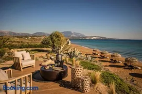 Ammos Suite-Grand Blue Beach Residence - Image 3