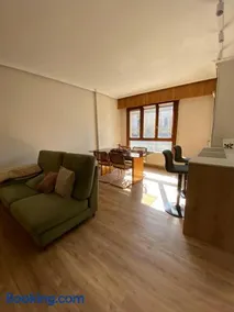 HomeOffice with Church Views - Image 5
