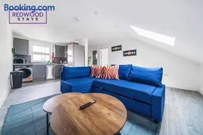 Centrally Located Serviced Apartments in Aldershot Town Centre, Free WiFi By Redwood Stays - Image 3