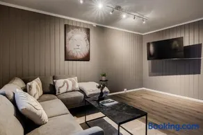 Fauske Central Apartment - Cozy & Walkable - Image 1