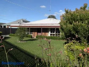 Dunstans Guest House - Image 5