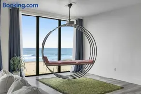 Beach N Views - Image 1