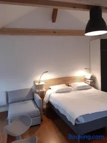 loft studio avec charme et authenticité - Image 2