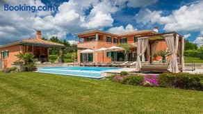 Beautiful Villa Village with tennis court in Tinj - Image 1