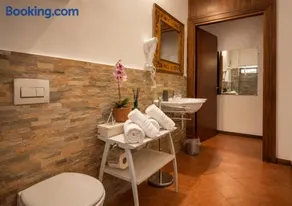LA MORA Exclusive - Image 4