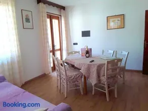 Voll ausgestattetes Apartment | Bergblick | Perfekt für die Arbeit von Zuhause - Image 3
