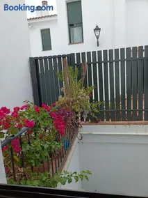 Beautiful Duplex with a Patio - Image 4