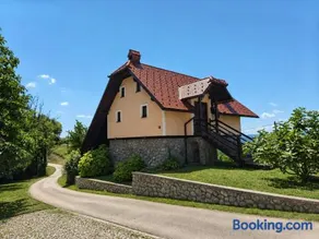 Vineyard Cottage - Ana - Image 1
