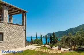Mylos Mountain Villas- Villa Giorgio - Image 4