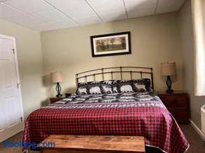 A10H Lincoln - Hotel Style Room w/King Bed - Loon Mtn Views - Image 5