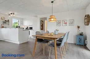 40569-Juelsminde-Pot-Strandby-66 - Image 1