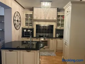 Luxury apartment in the elite area - Image 1