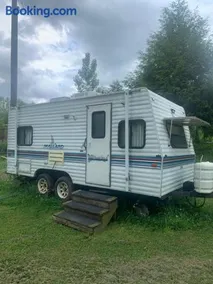 Private Cozy Camper - Image 1