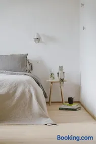 Cloud9 Boutique Apartment - Image 2
