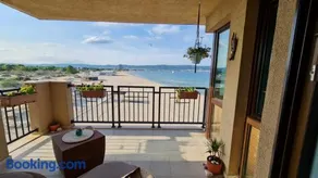 Oasis Beach Studios - Image 1