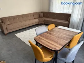 AdaSuites Spacious Family Apartment with Balcony 120 m2 - Image 3