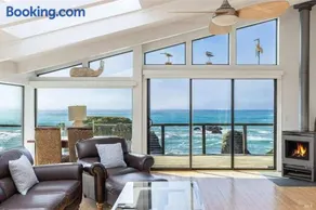 Seaside Elegance Oceanfront Escape with 3 Suites - Image 2