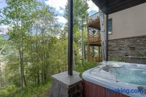 Crystal Ridge Retreat Hot Tub Walk to Lifts - Image 2
