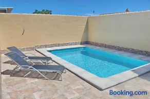 Bungalow con piscina privada - Image 3