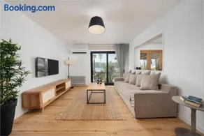 Yacht La Maison - Image 1