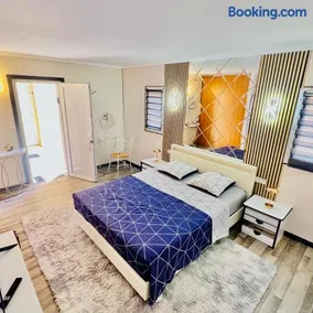 OFFRE SPECIALE , L'ESPRIT LOFT, moderne & calme , Écran 75", Arrivée 24h-24 Grand Parking - Image 1