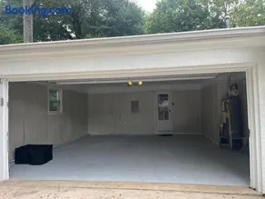 4-bedroom Duplex with AC and WiFi in Dalton GA - Image 4