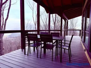 Luxury Log Cabin with lake view - Image 4