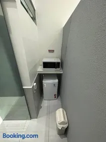 Quarto privativo com banheiro compartilhado em Pousada recém construída,a 500mts do pátio do forró - Image 4