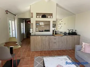 Appart13 piscine chauffée de luxe Belvoir13 à 10 min d Aix - Image 4