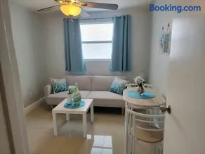 C & Y Guesthouse - Image 5