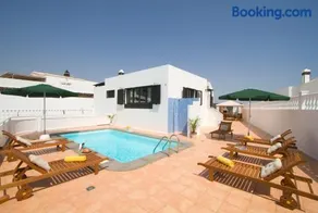 Grand Villa Famara Puerto del Carmen - Image 1