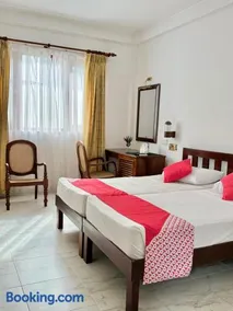 Grand Kandy Villa - Image 2