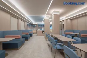 Hanting Hotel Shanghai North Bund Ningguo Road Metro Station - Image 4