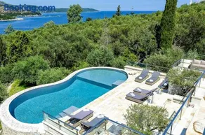 Lovely Gateaway in Corfu - Image 2