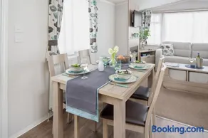 56 Seabreeze - Image 3
