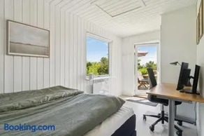 Holiday Home With Spa Sauna And Sea View - Image 3
