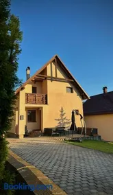 Chata na svahu Regetovka - Image 1