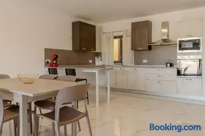 Luqa 3 bedroom penthouse T - Image 2