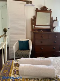 The Painter’s Retreat - Image 4