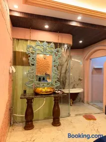 Satoria Villa - Image 2