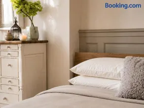 Fontaine Studio Appartement - Image 1