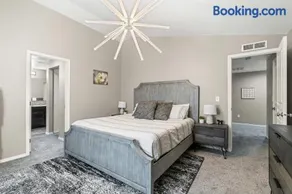 Stoddard Trailhead Central Nampa Home - Sleeps 10 - Image 3